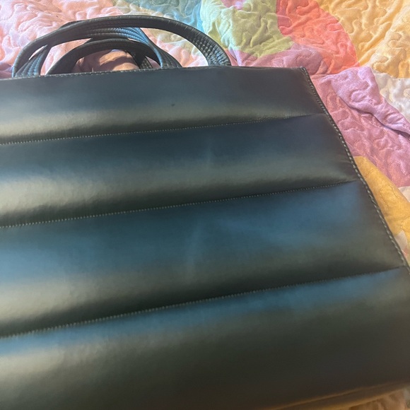 Telfar Bundle - Picture 12 of 16